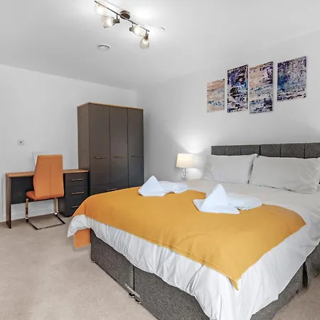 Invergate Sleeps 4 *