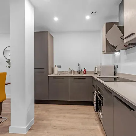 Invergate Sleeps 4 *